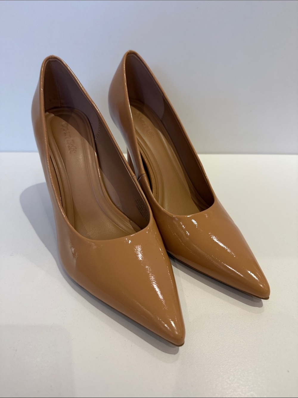 Classic Pointed-Toe Patent Pumps in Tan